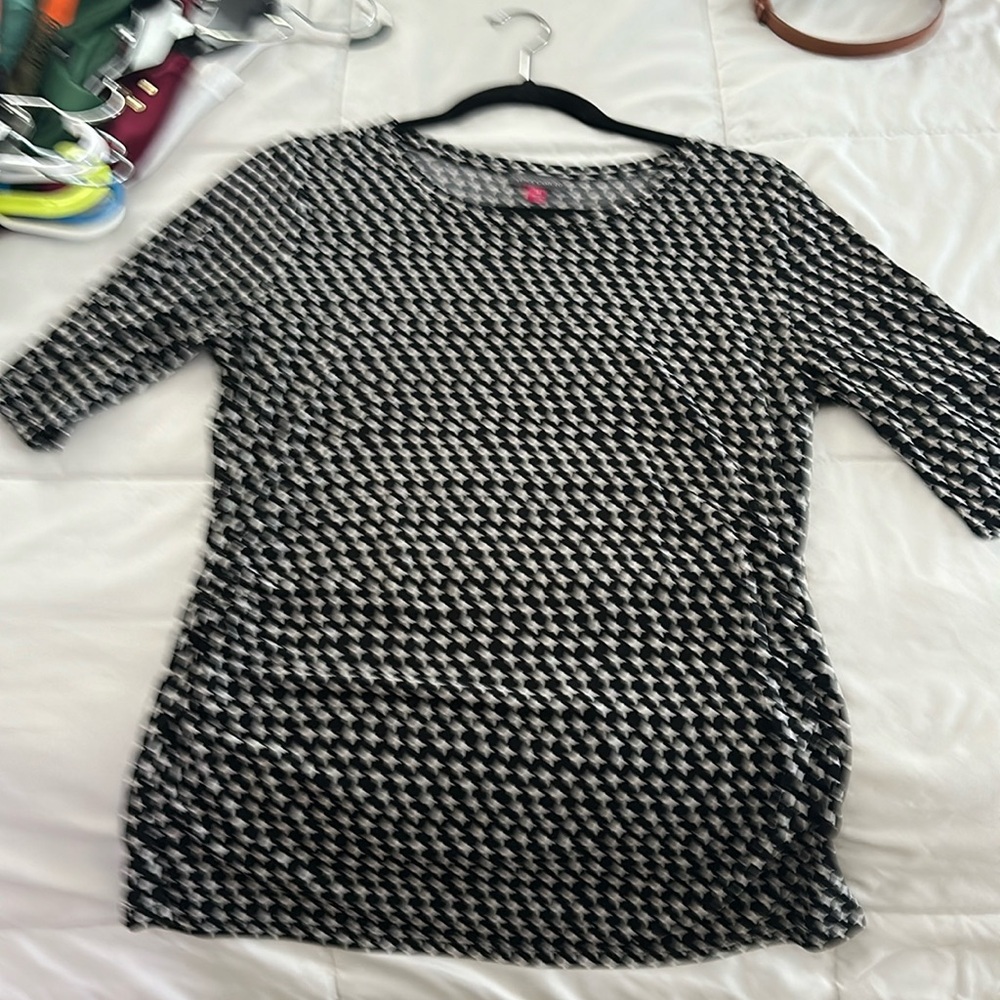 Vince Camuto women’s blouse